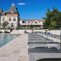 Chateau Saint Pierre De Serjac, hotel & luxury self-catering estate, Puissalicon, Franţa